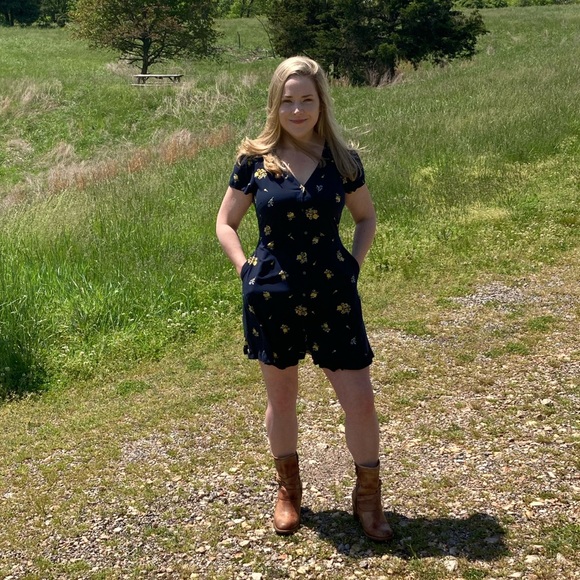 Meet your Posher, Karoline - Picture 2 of 8